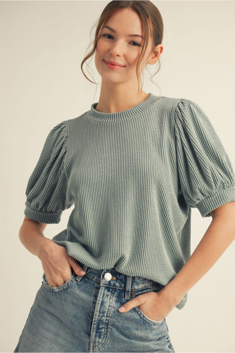 BUBBLE POP SAGE TOP