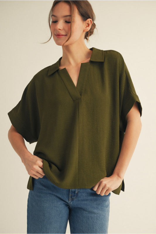 BOXED COLLAR SS HUNTER GREEN TOP