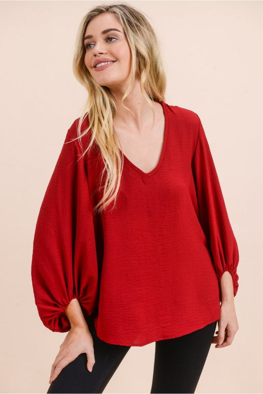 V-NECK BUBBLE SLEEVE BURGUNDY TOP