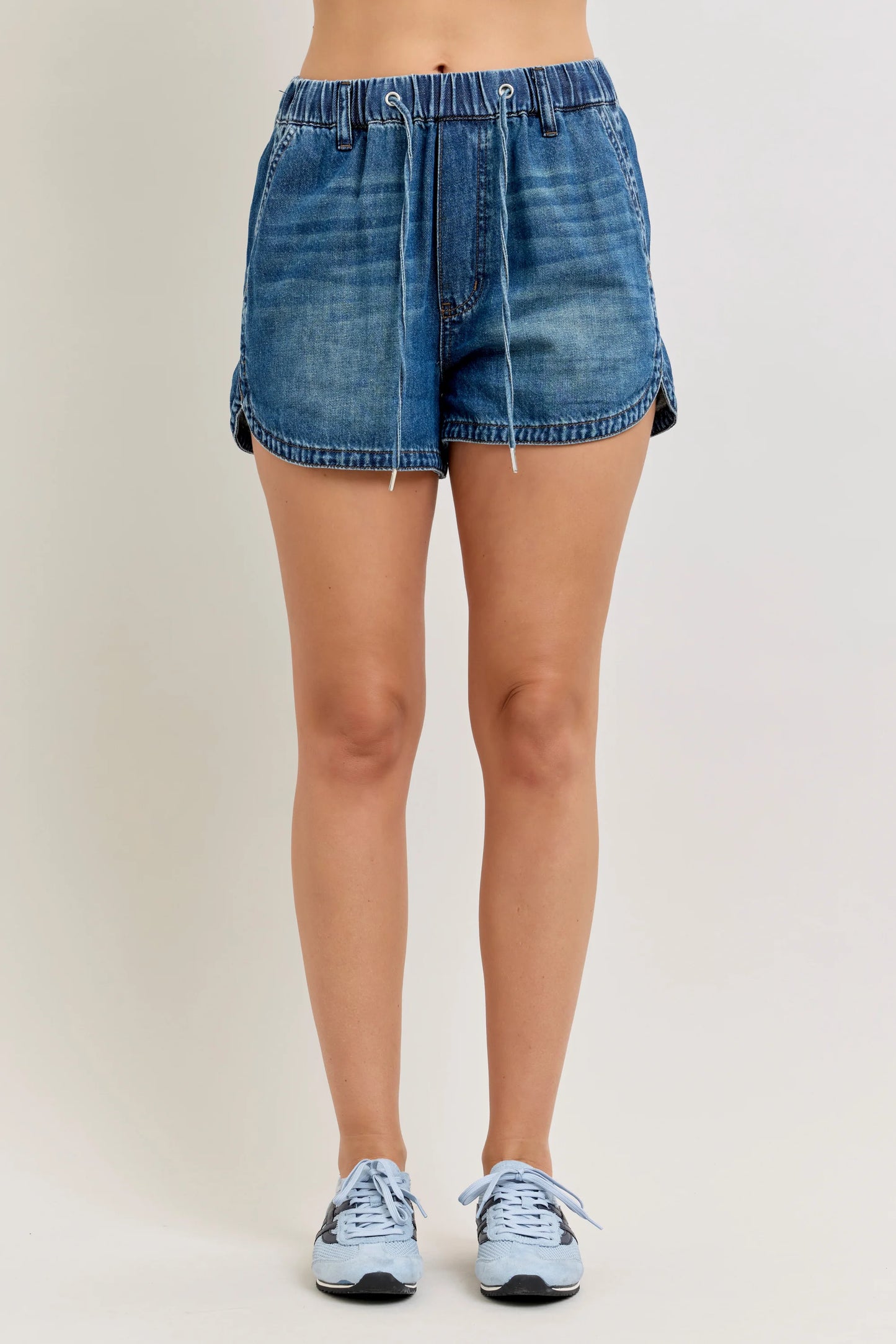 HW FEATHERWEIGHT SHORTS