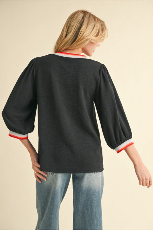 U NECK BLACK STRIPE TOP