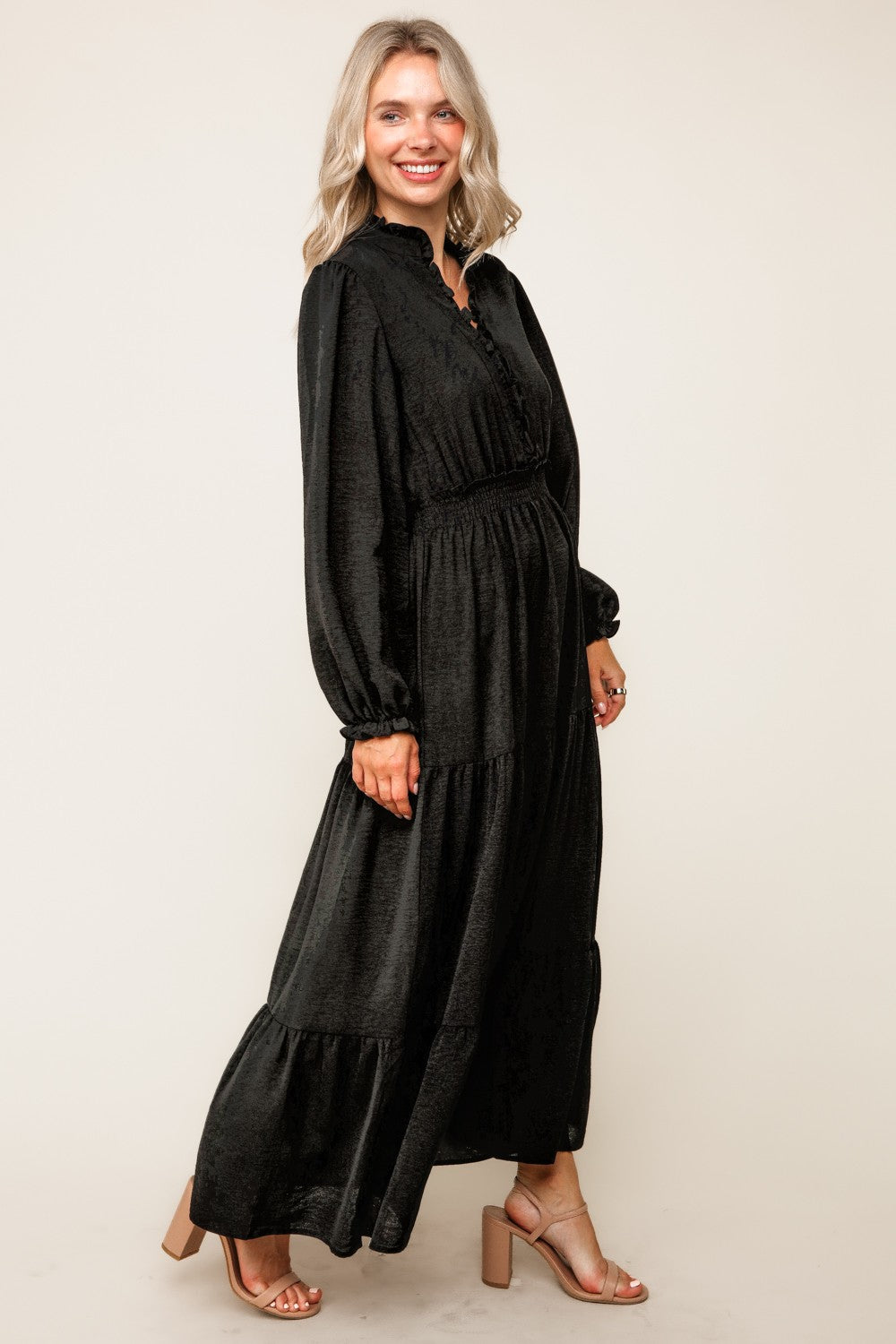 SOLID BLACK WOVEN DRESS