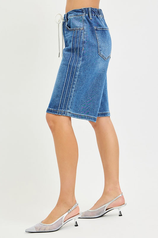 PINSTRIPE MID-RISE JORTS