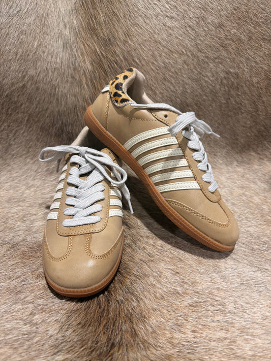 STEVIE MOSS SNEAKER
