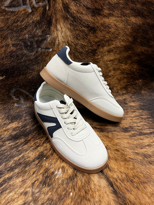 VERY G BEIGE/NAVY CASUAL SNEAKER