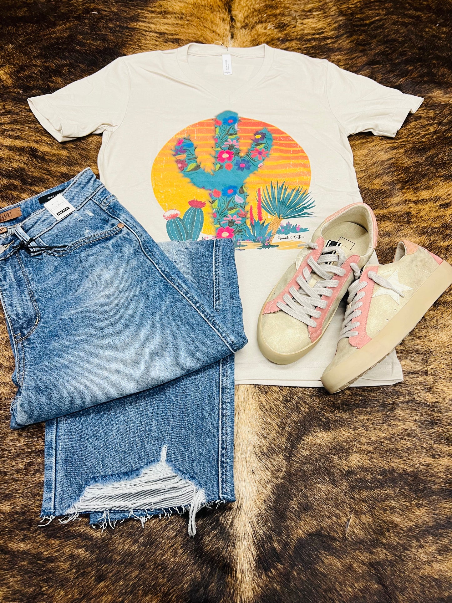 FLORAL CACTUS TEE
