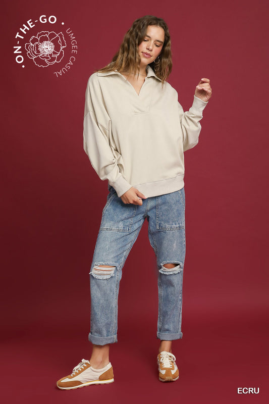 LUXEKNIT V-NECK ECRU TOP