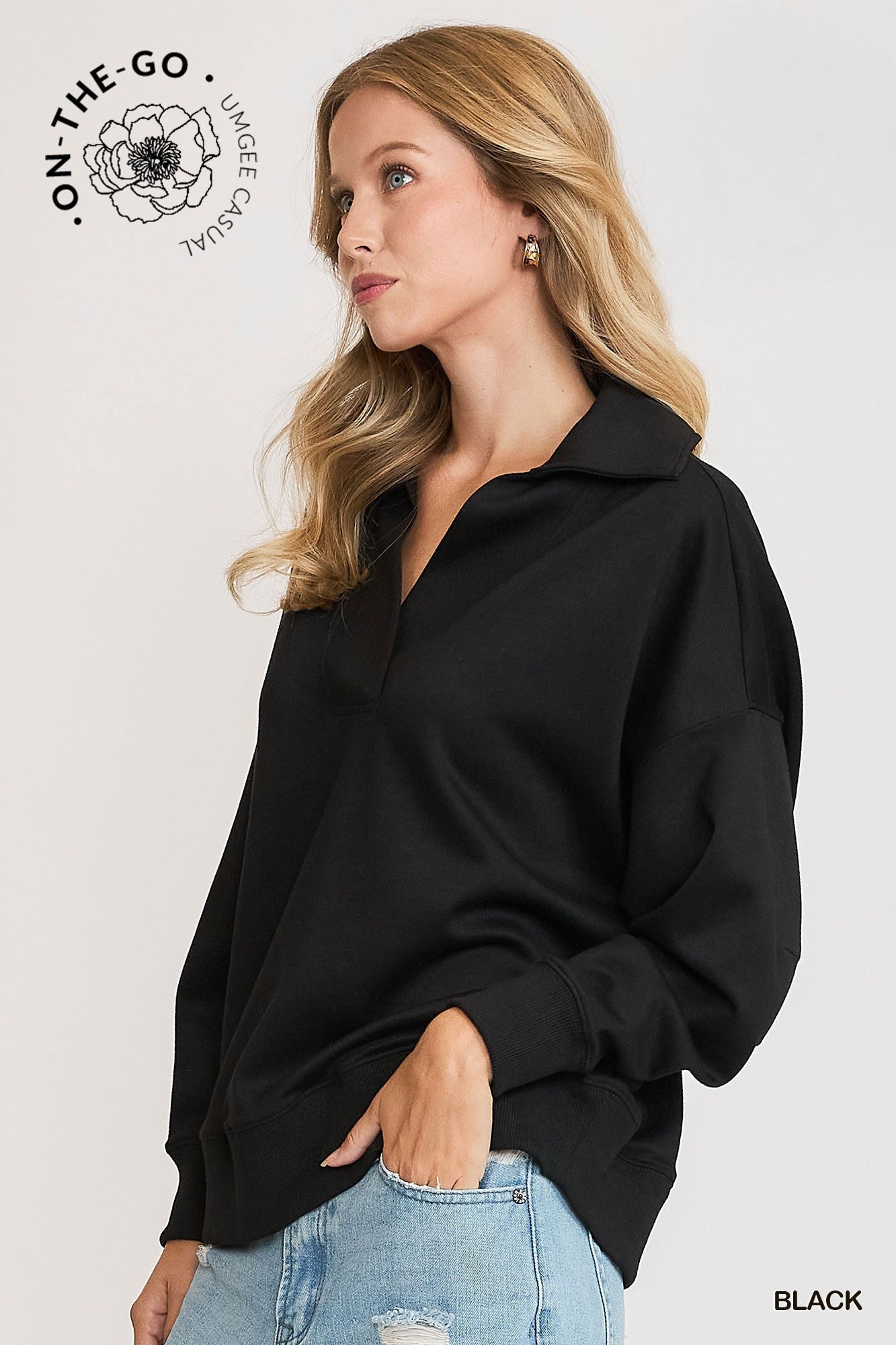 LUXEKNIT V-NECK BLACK TOP