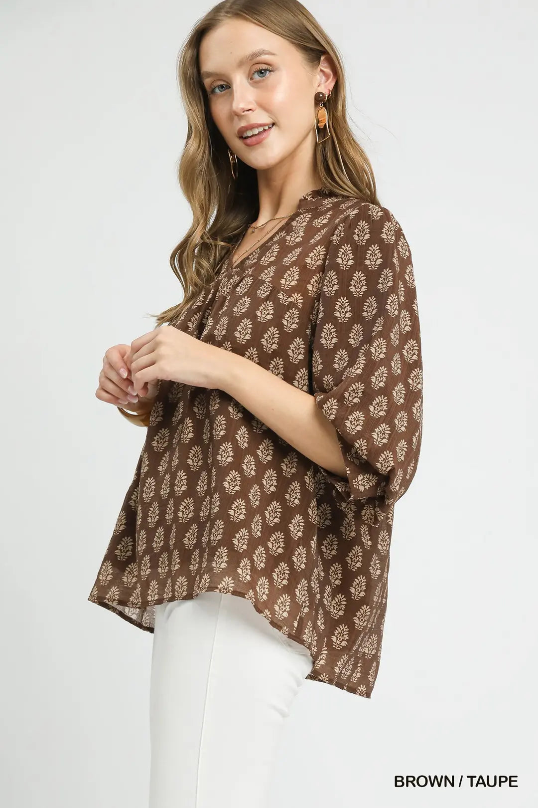 SPLIT NECK BROWN FLOWER TOP