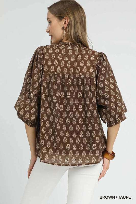 SPLIT NECK BROWN FLOWER TOP
