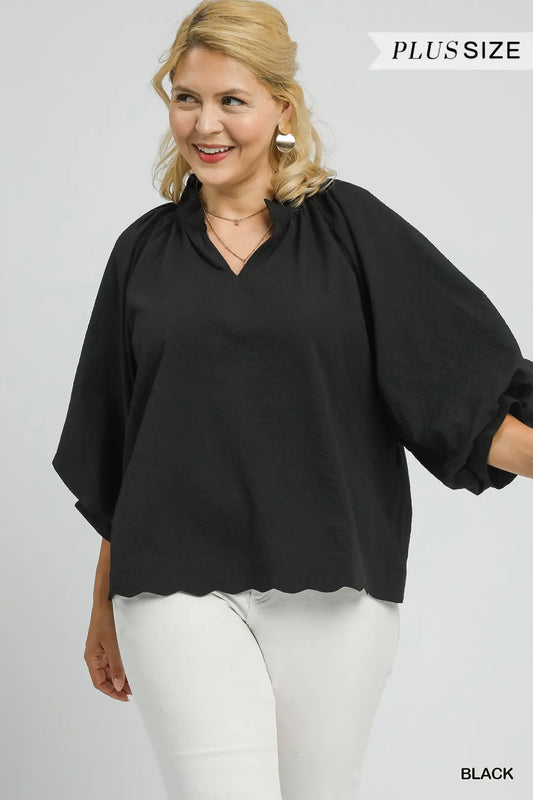 V NECK BLACK SCALLOPED TOP