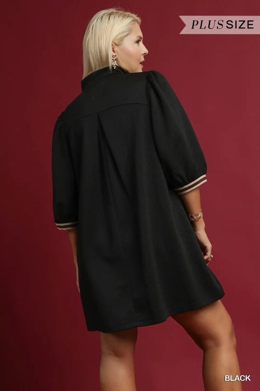 DOWN STRIPE SASSY DRESS