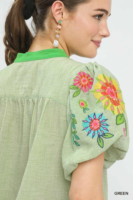 EMB PUFF SLEEVE GREEN TOP