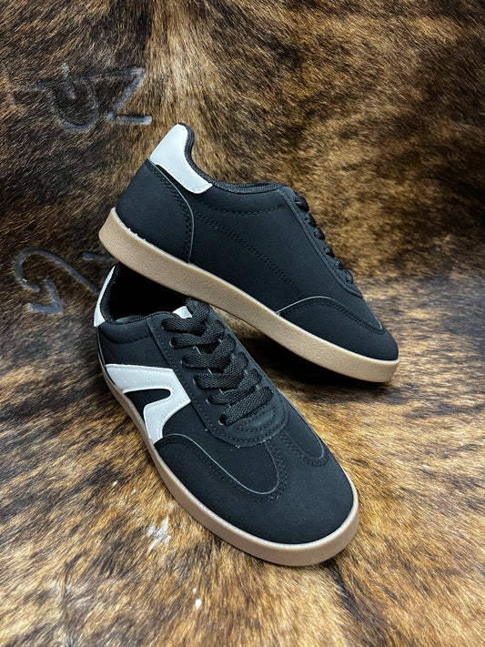 VERY G BLACK RETRO SNEAKER
