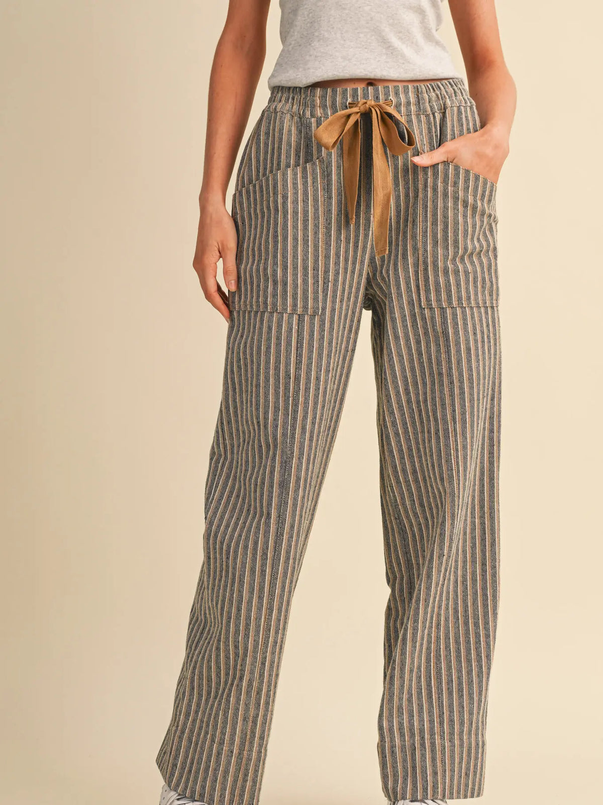 WASHED FALL WIDE LEG CHARCOAL JEANS