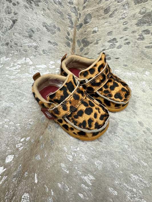 Twisted X Leopard Driving Moc