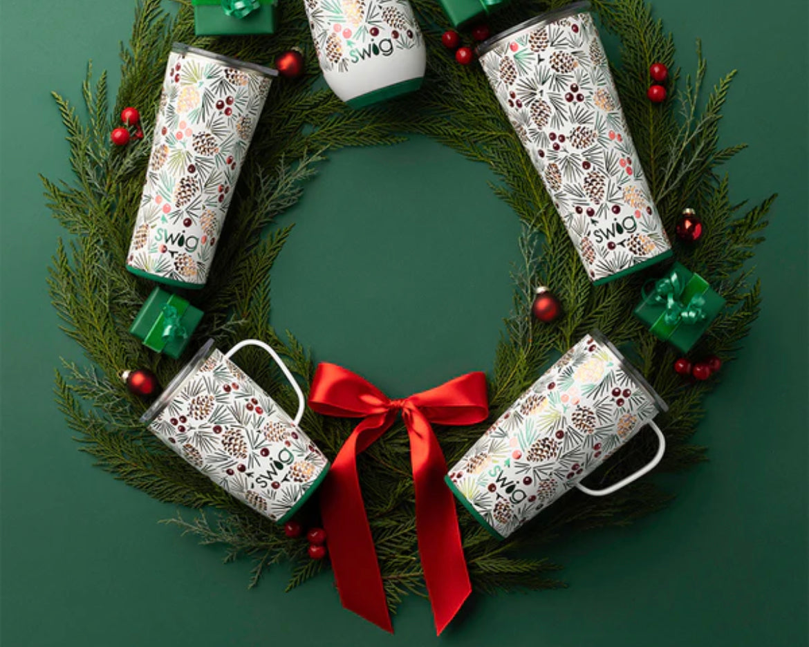 All Spruced Up 22oz Travel Mug