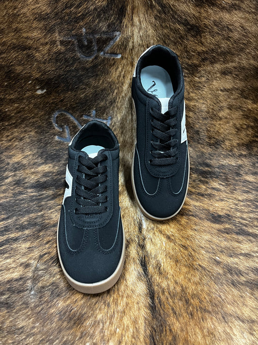 VERY G BLACK RETRO SNEAKER