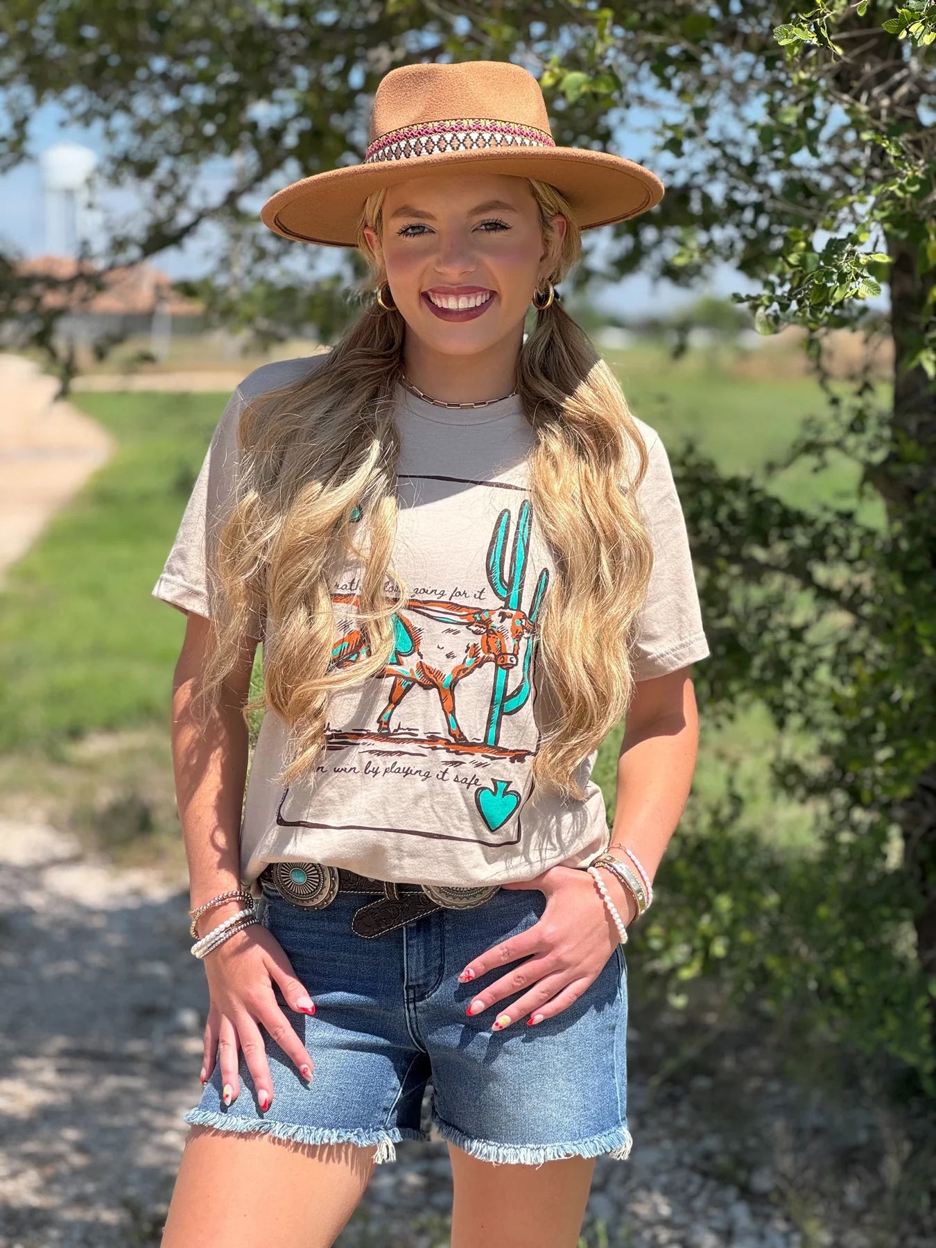 LAUREN'S LONGHORN TEE