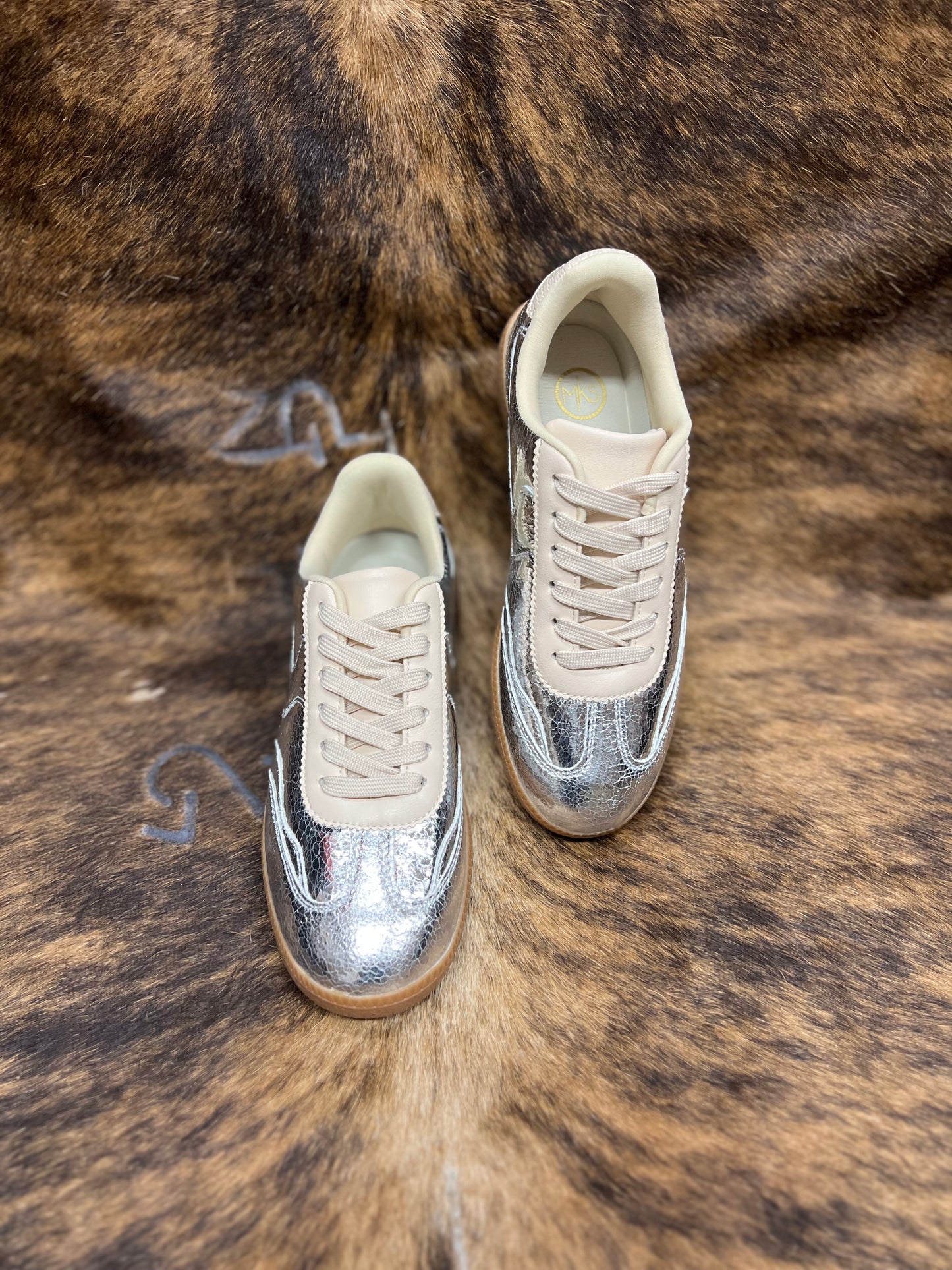 MAKERS MEL SILVER SNEAKERS