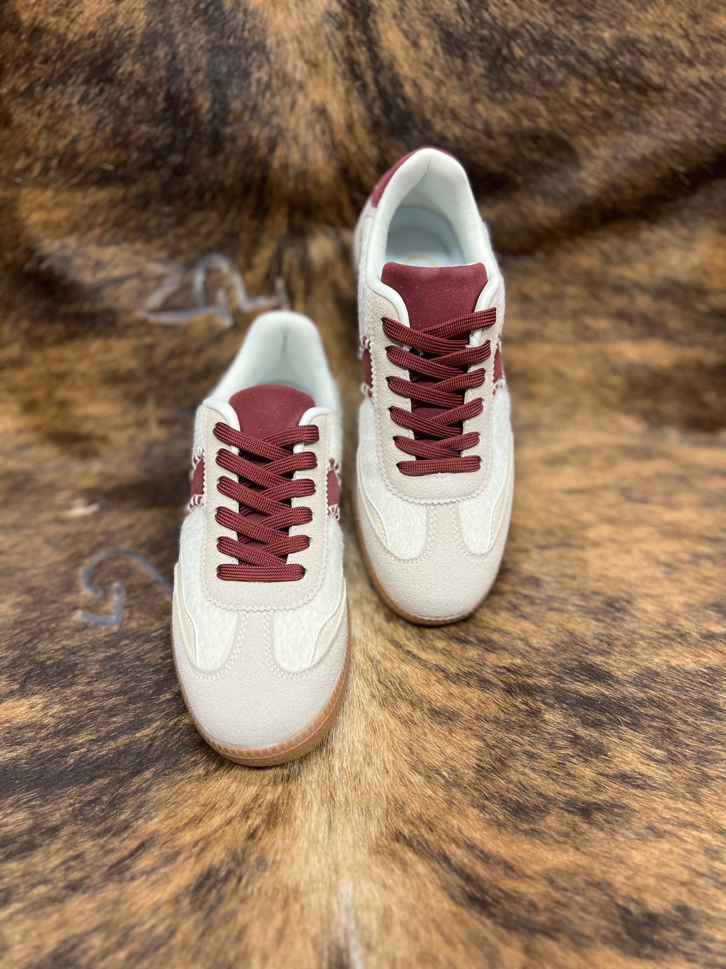 MAKERS MEL BURGUNDY SNEAKERS