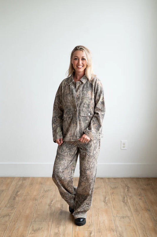 WOMENS CAMO UTILITY JACKET