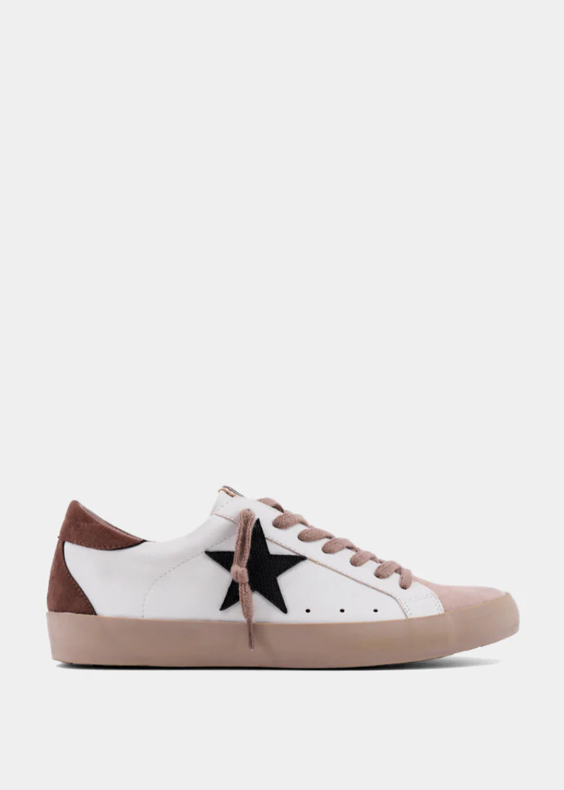 PAMELA BROWN SNEAKERS