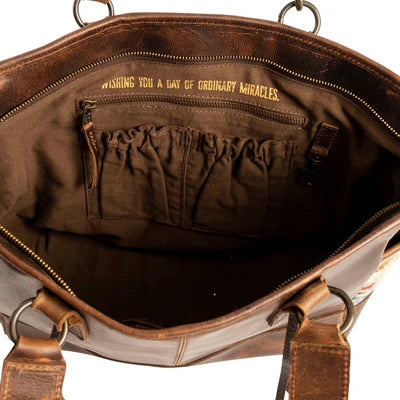 STS CHAYNEE MOUNTAIN TOTE