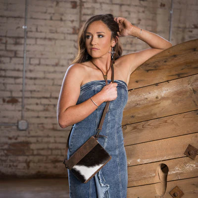 COWHIDE RIO CBROSSBODY