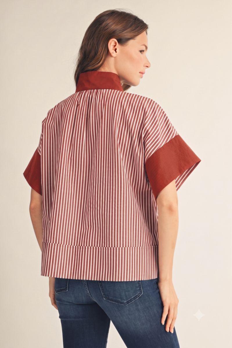 NECKLINE RUST SS TOP