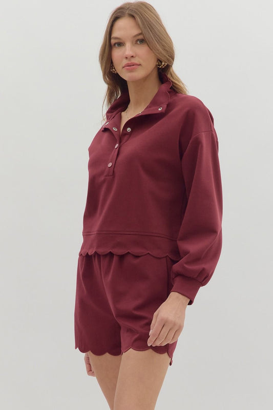 SCALLOP BURGUNDY PULLOVER