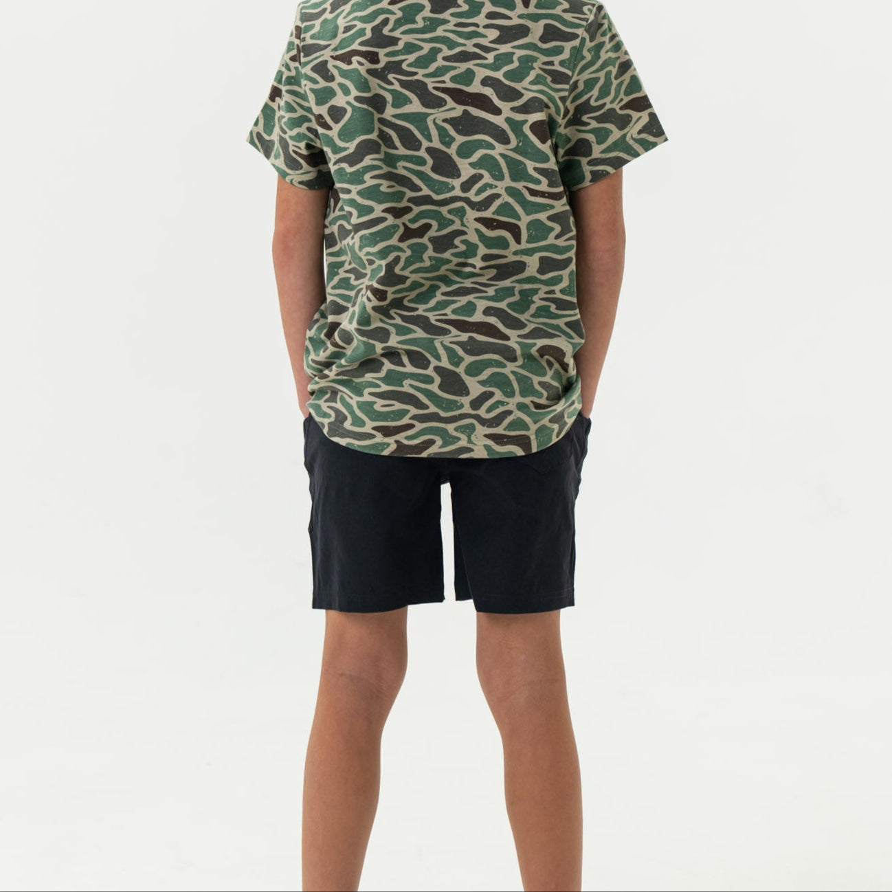 YOUTH HEATHER BLACK (DUCK CAMO INSIDE) SHORTS