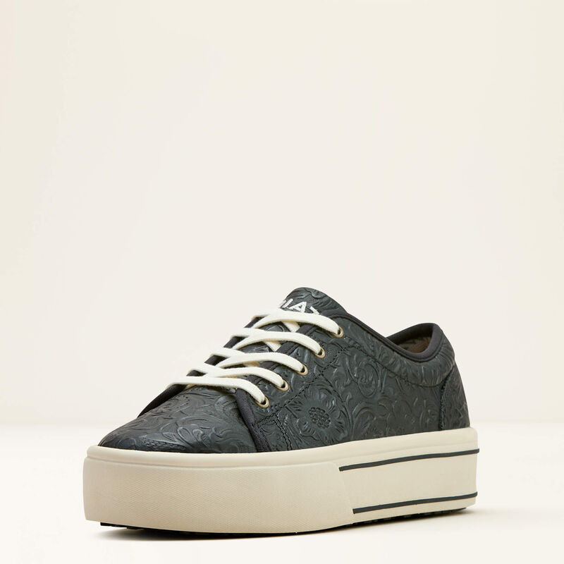 WM SKYLAR BLK EMB SHOE