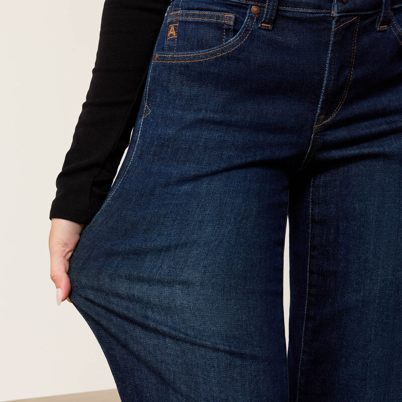 PERFECT RISE REVEL VILMA ULTRASTRETCH TROUSER JEAN
