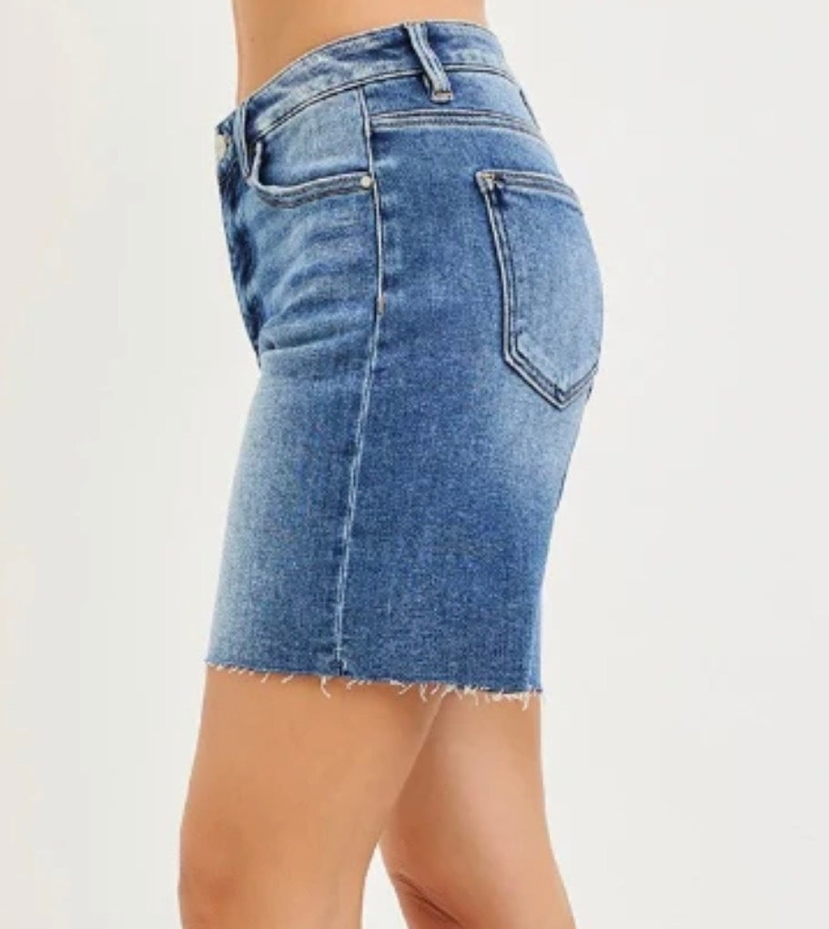 TUMMY CONTROL HI-RISE RAW HEM SHORTS