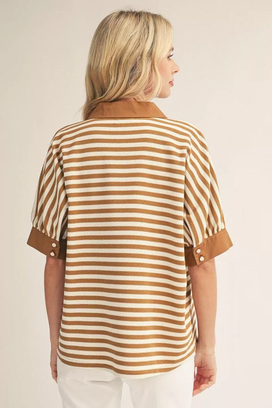 COLLAR STRIPE SS TAUPE TOP