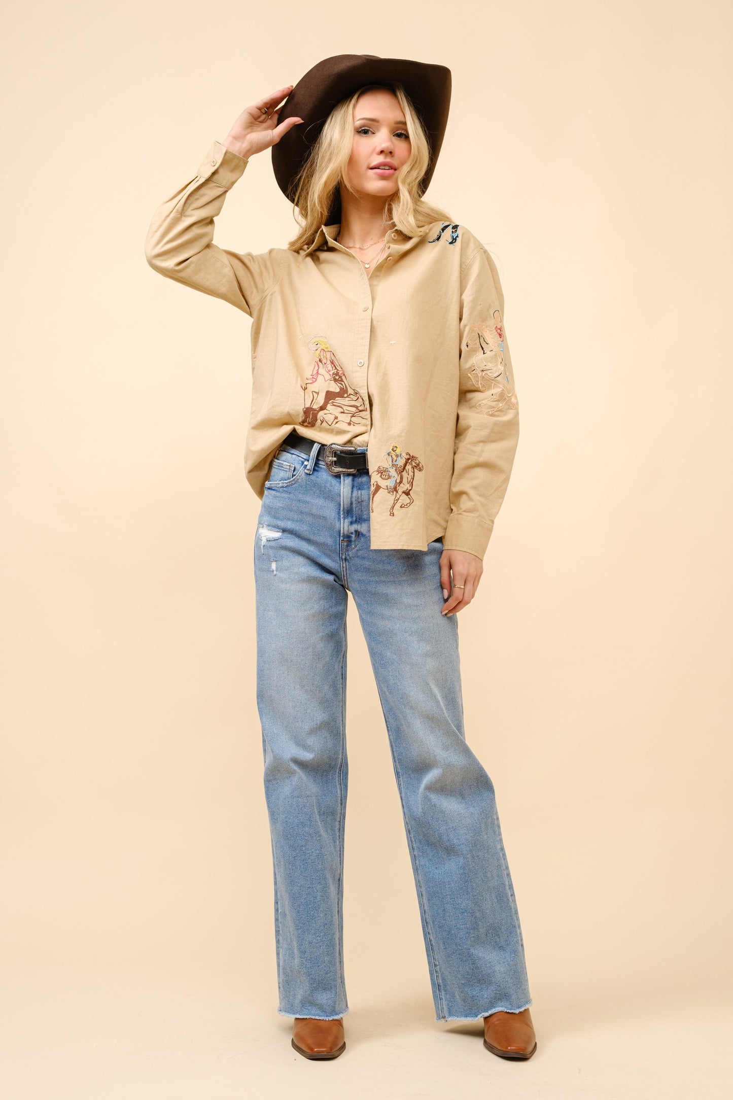 COWGIRL EMB CAMEL BUTTON DOWN