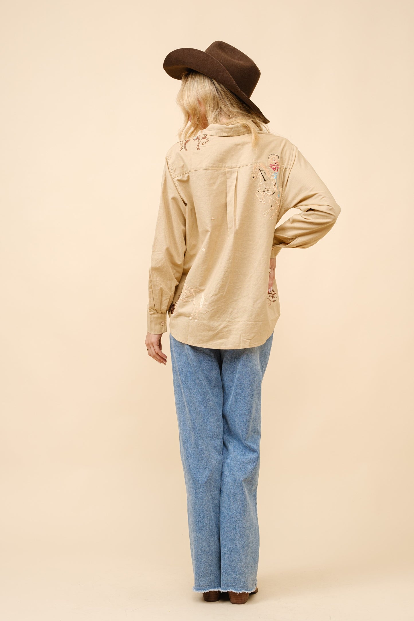 COWGIRL EMB CAMEL BUTTON DOWN