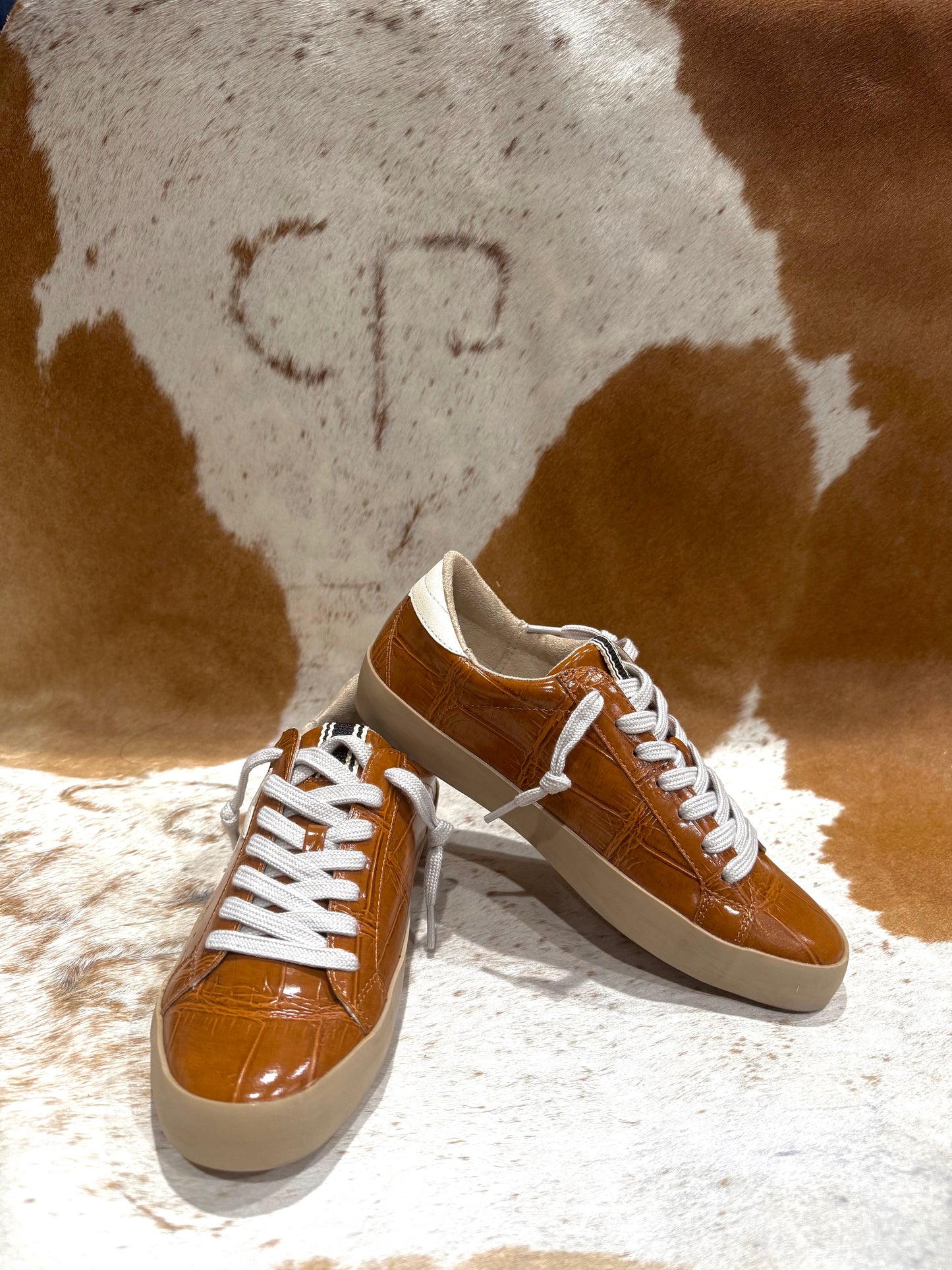 PAULA CAMEL CROCO SNEAKER