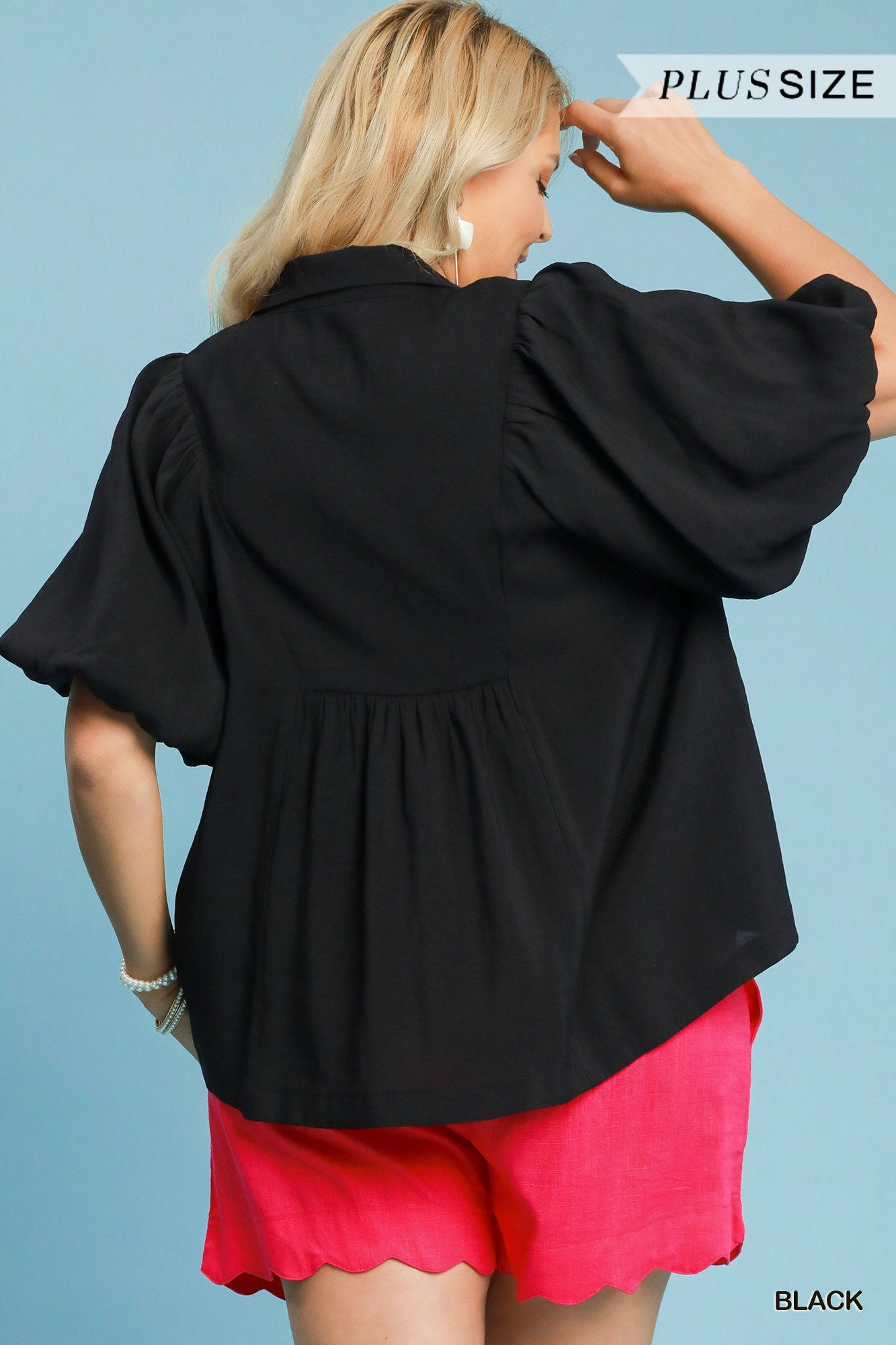 SMOCKED PUFF SLEEVE TOP