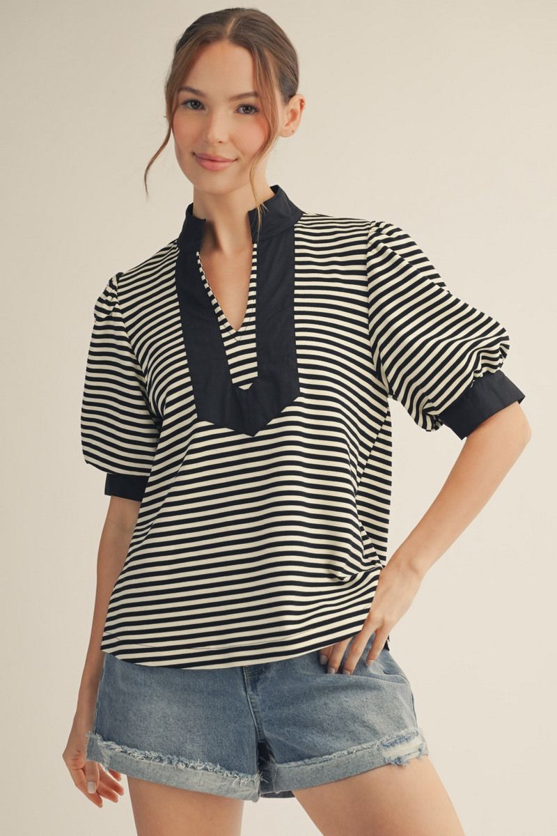 BLACK PUFF SLEEVE TOP