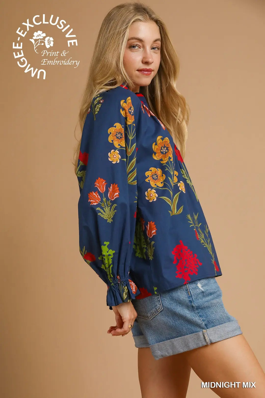 OPEN COLLAR FLORAL TOP