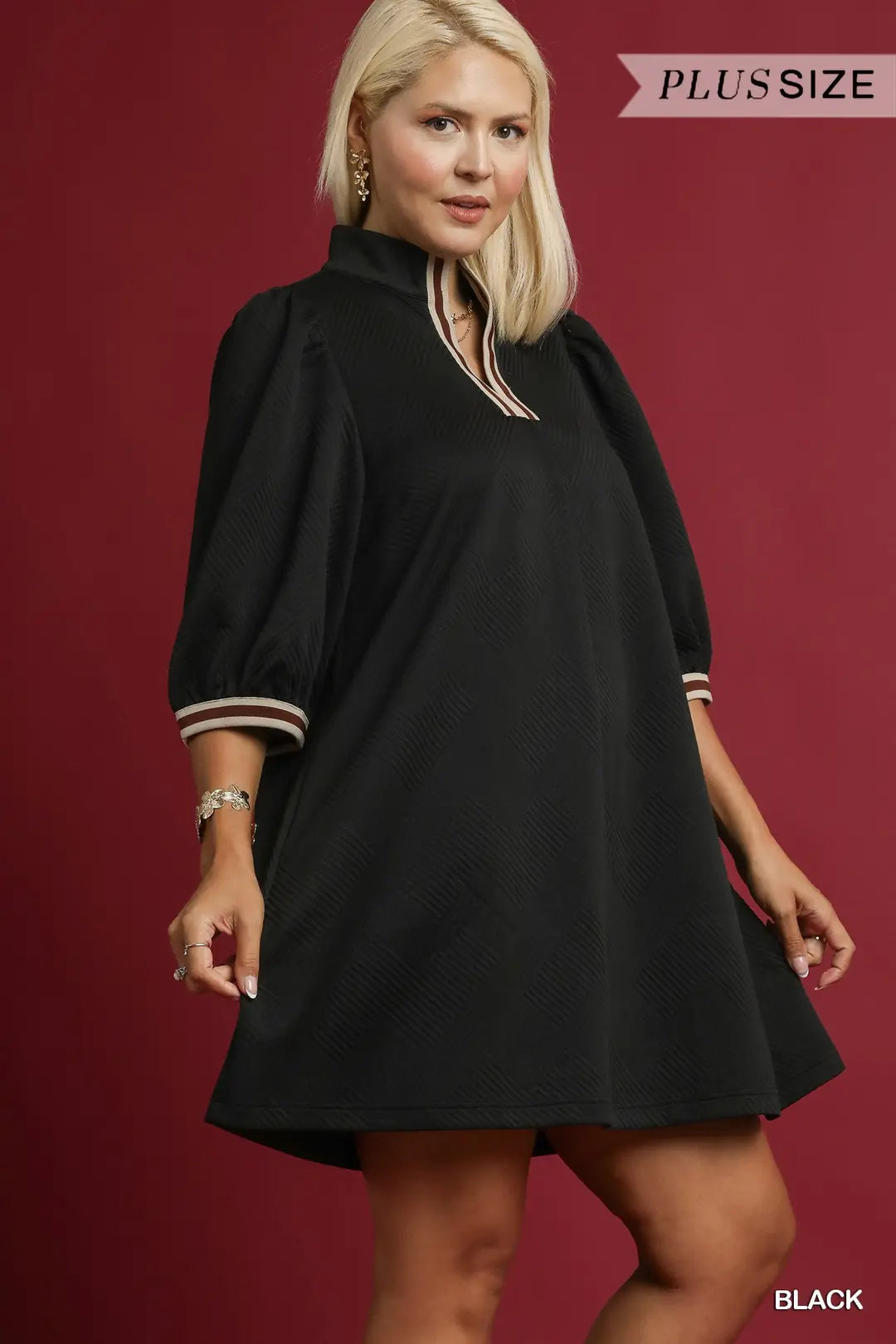 DOWN STRIPE SASSY DRESS
