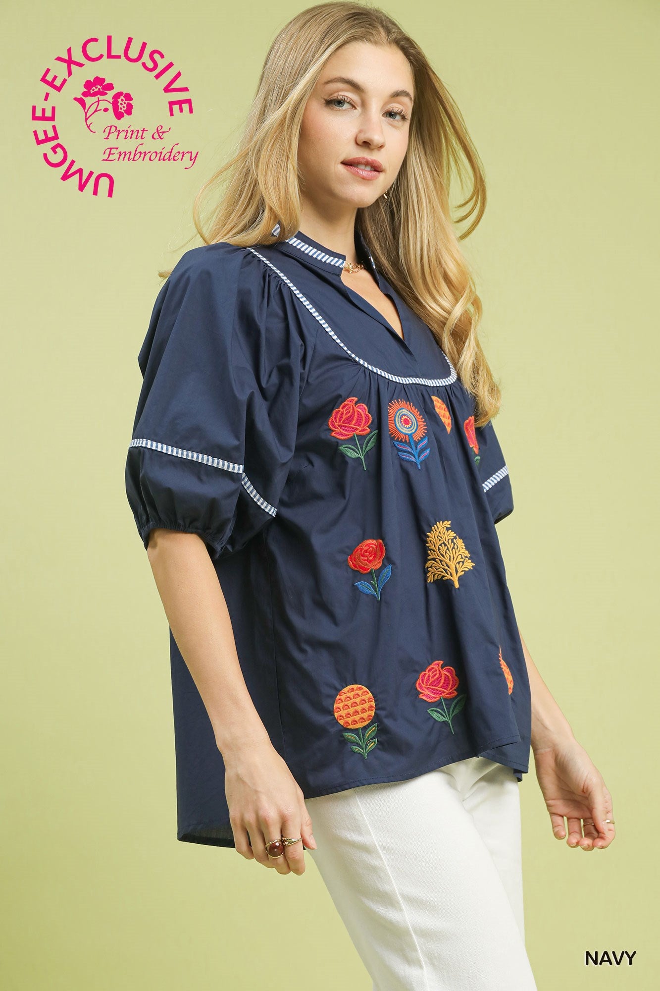 FLOWER LOVE NAVY TOP
