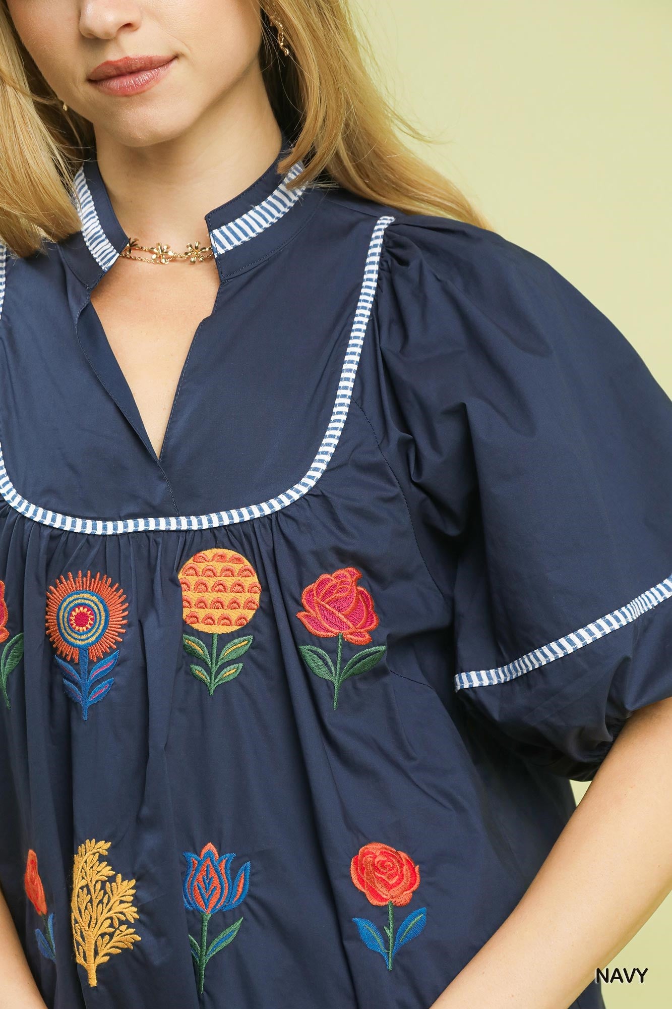 FLOWER LOVE NAVY TOP