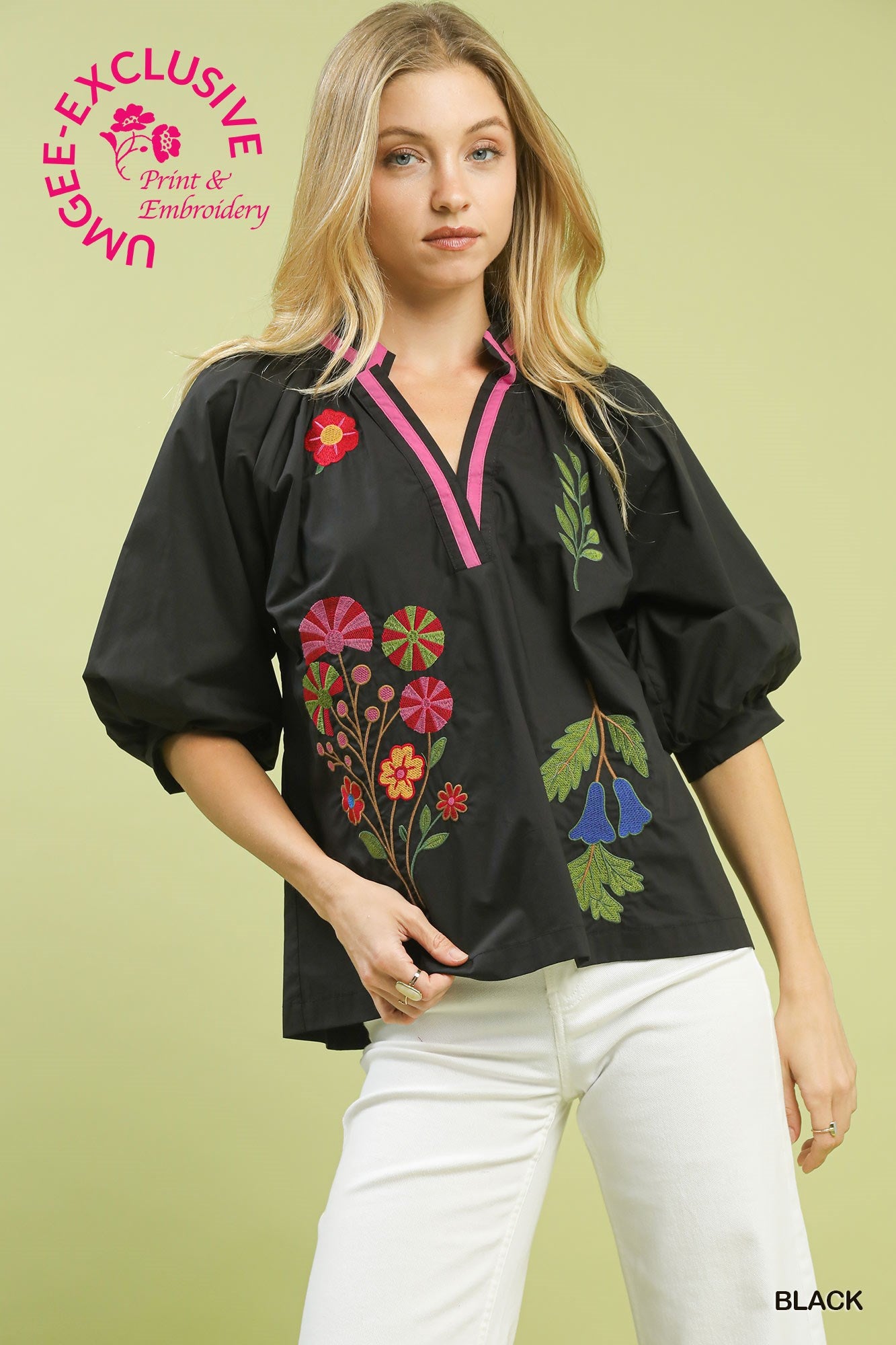EMB FLORAL VNECK BLACK TOP