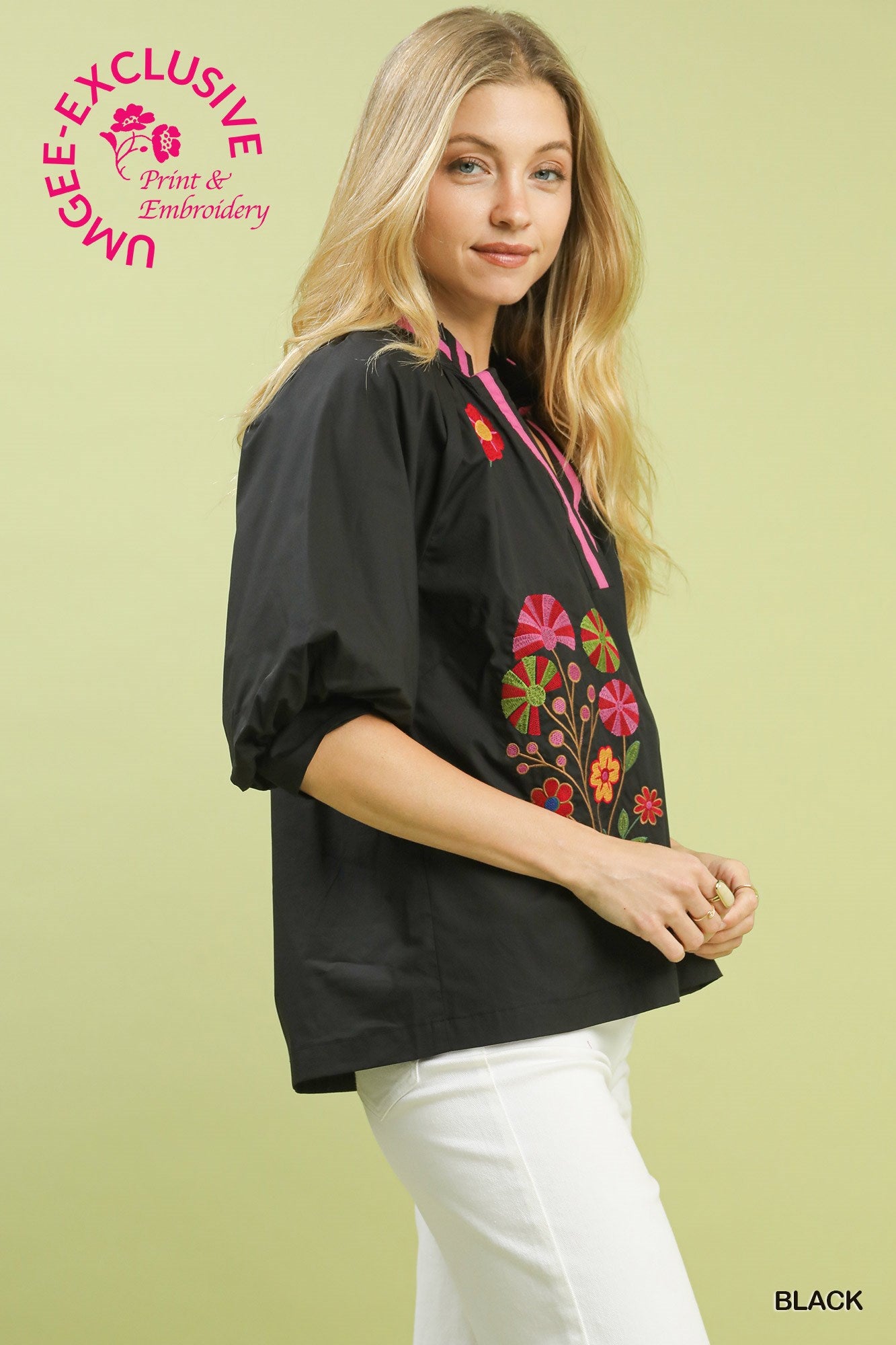 EMB FLORAL VNECK BLACK TOP