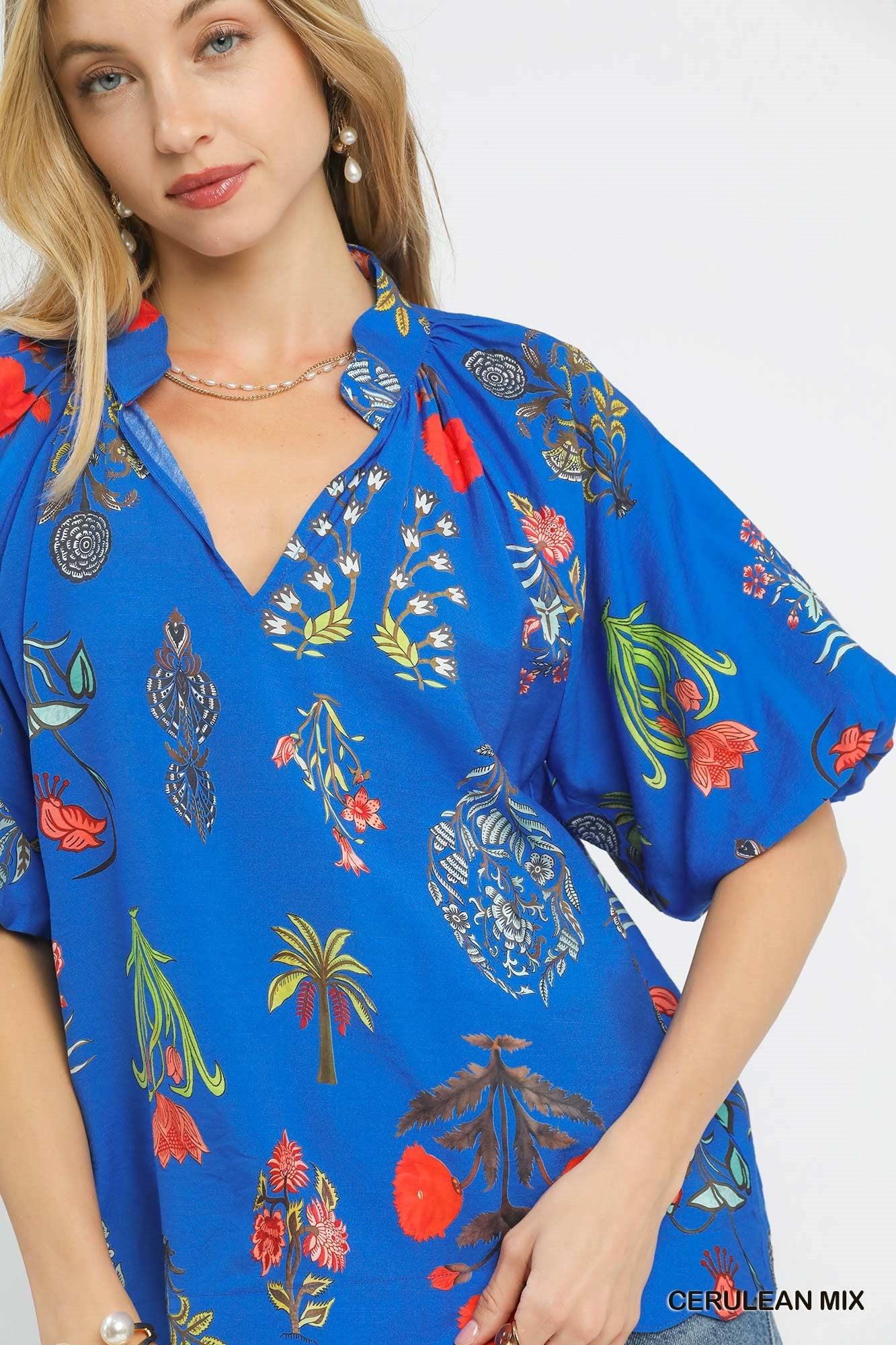 SASSY FLORAL CERULEAN MIX TOP