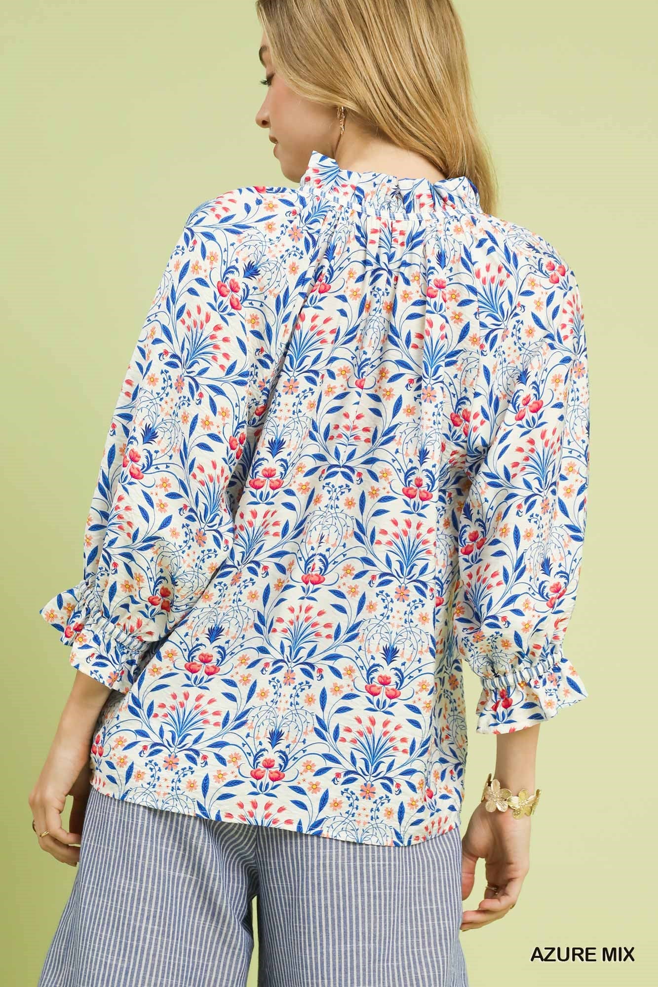 AZURE MIX FLORAL BUTTON TOP