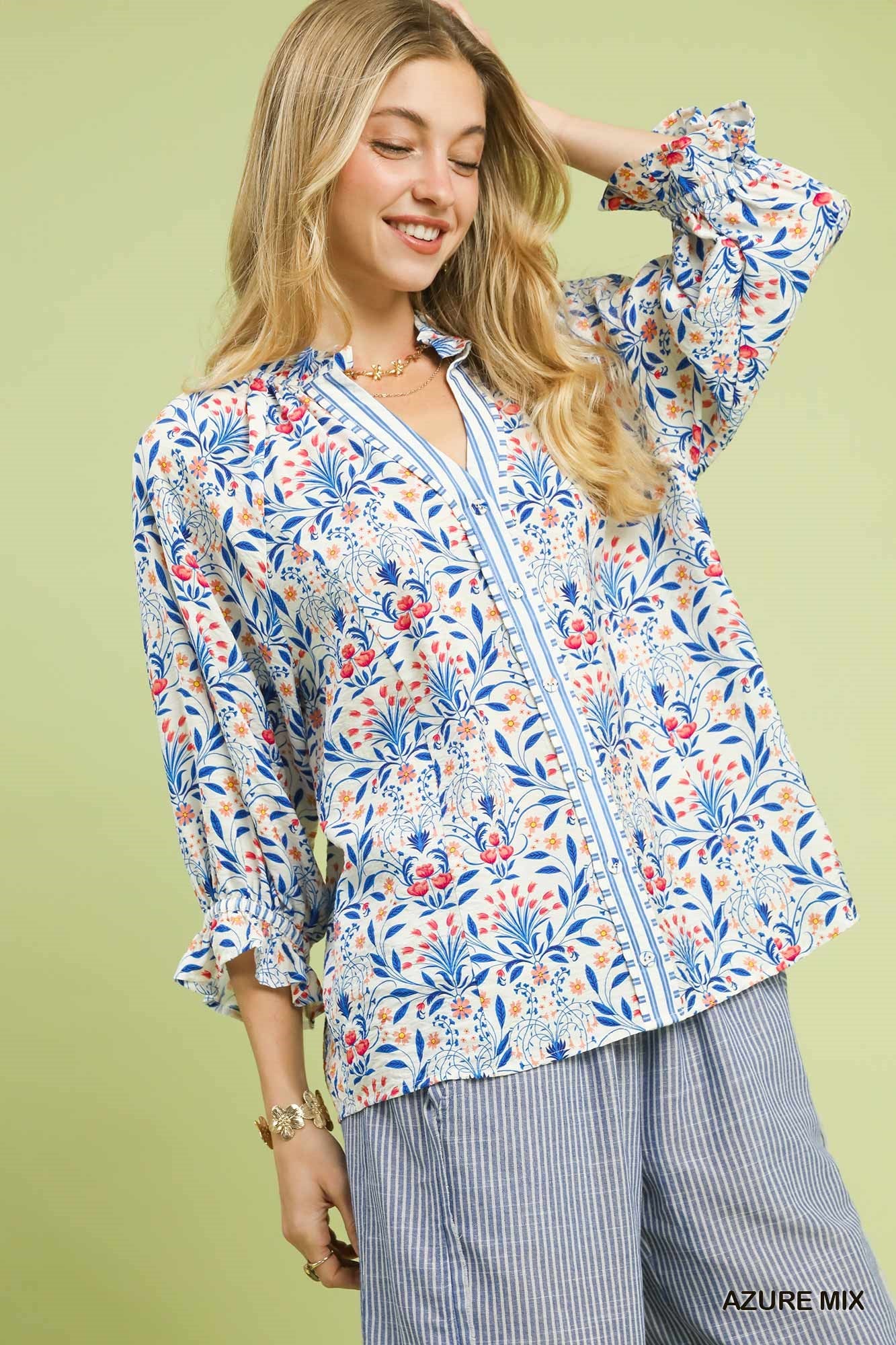 AZURE MIX FLORAL BUTTON TOP